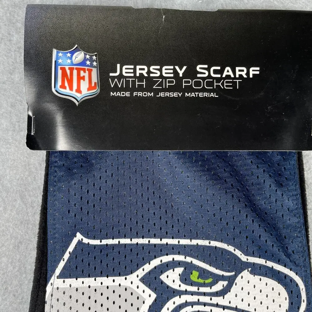 Seattle Seahawks Jersey Scarf With Zip Pocket NFL NEW NWT
